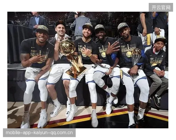 NBA季后赛“命运之门”：勇士队的“美媒神话”背后的真相与未来之路